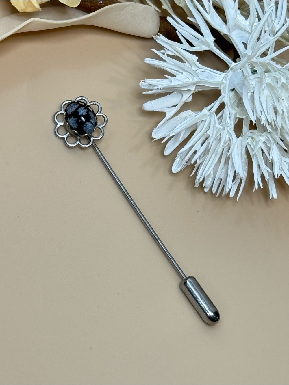 Vintage Silver Tone Black Stone Floral Stick Pin Lapel Hat Brooch